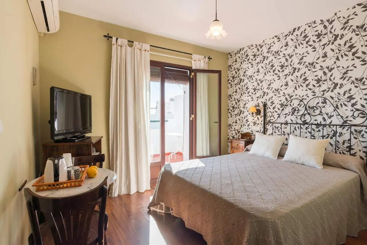 Guest house Hostal El Escudo De Mijas
