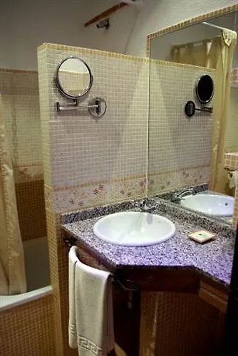 Hostal El Escudo De Mijas
