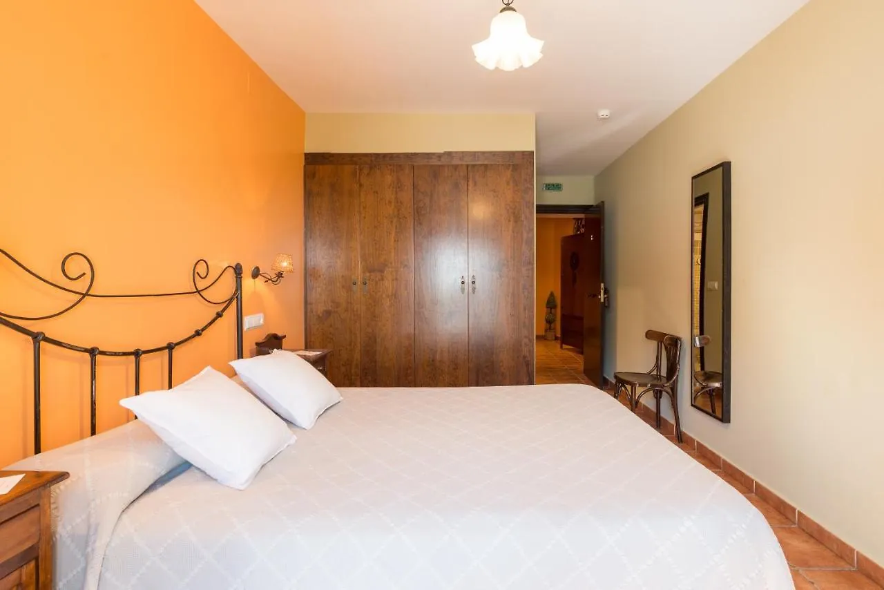 Hostal El Escudo De Mijas Guest house